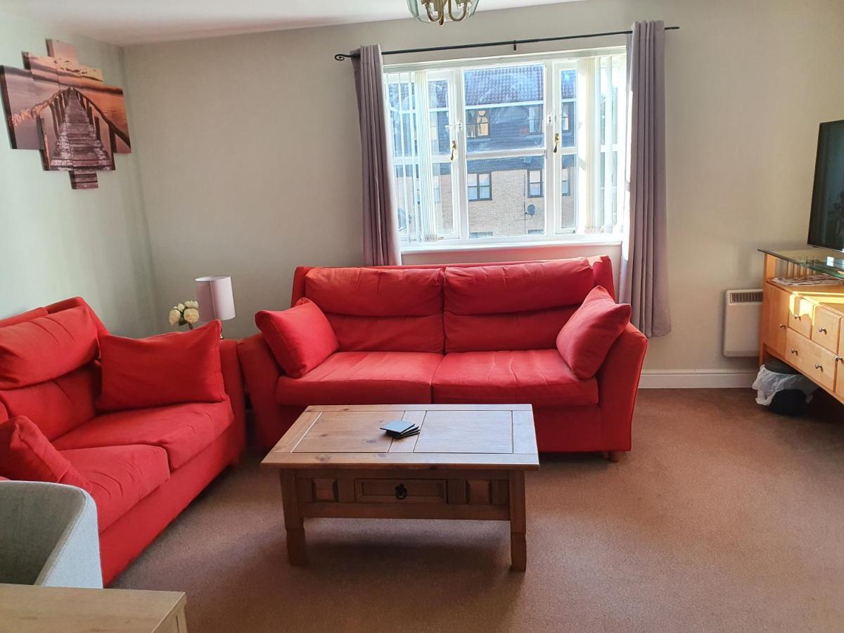 Entire 2 Bedroom Apartment Free Parking Saffron Walden Exterior photo